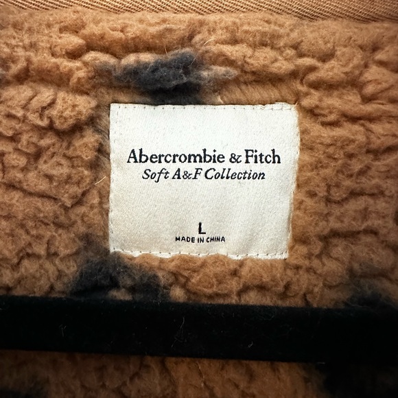 Abercrombie Sherpa - Picture 2 of 3